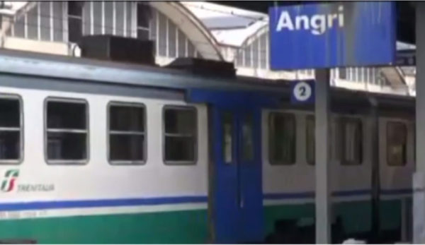 ragazzo ferito stazione angri