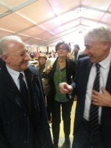De Luca con il sindaco di Milano Pisapia all'iniziativa per Bersani di sabato